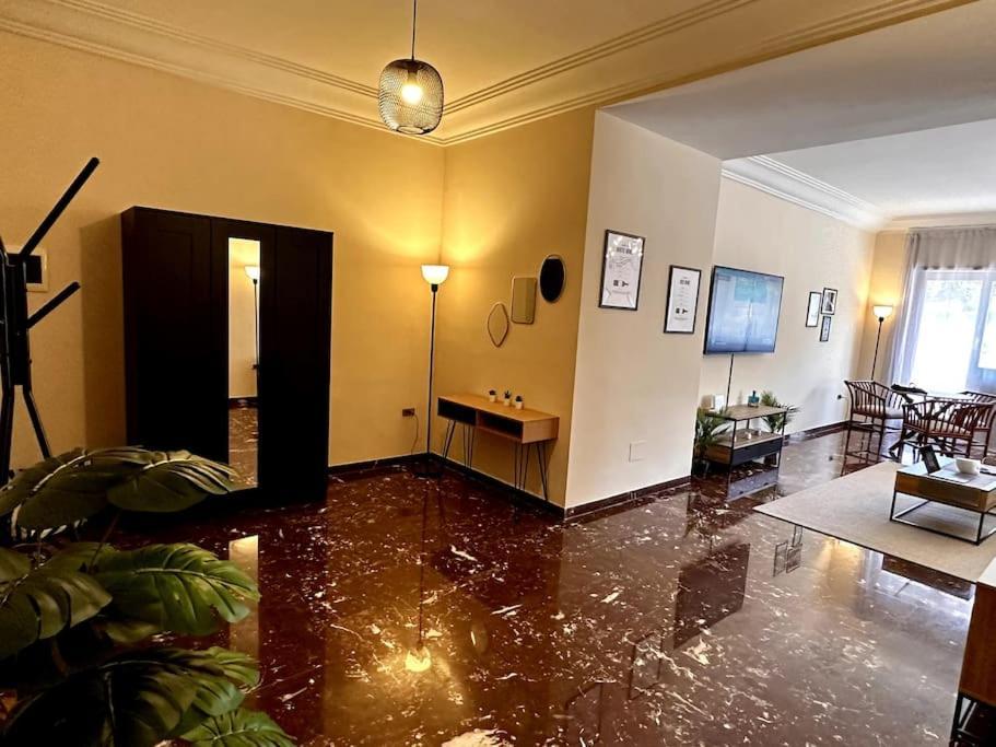 Appartamento Luxurious Flat Close To The Vatican/Metro Roma Esterno foto