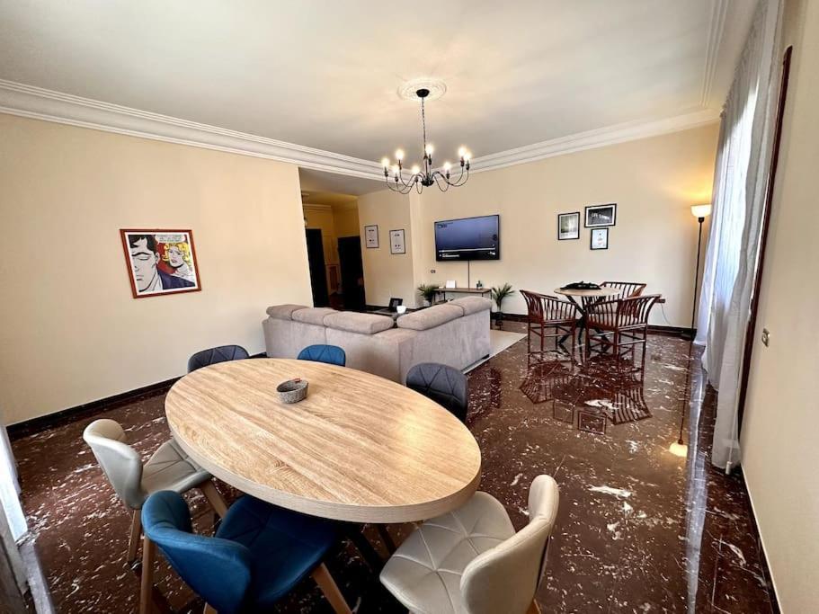 Appartamento Luxurious Flat Close To The Vatican/Metro Roma Esterno foto